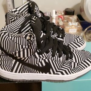 Nike SB Dunk High Size 5 Concept Car